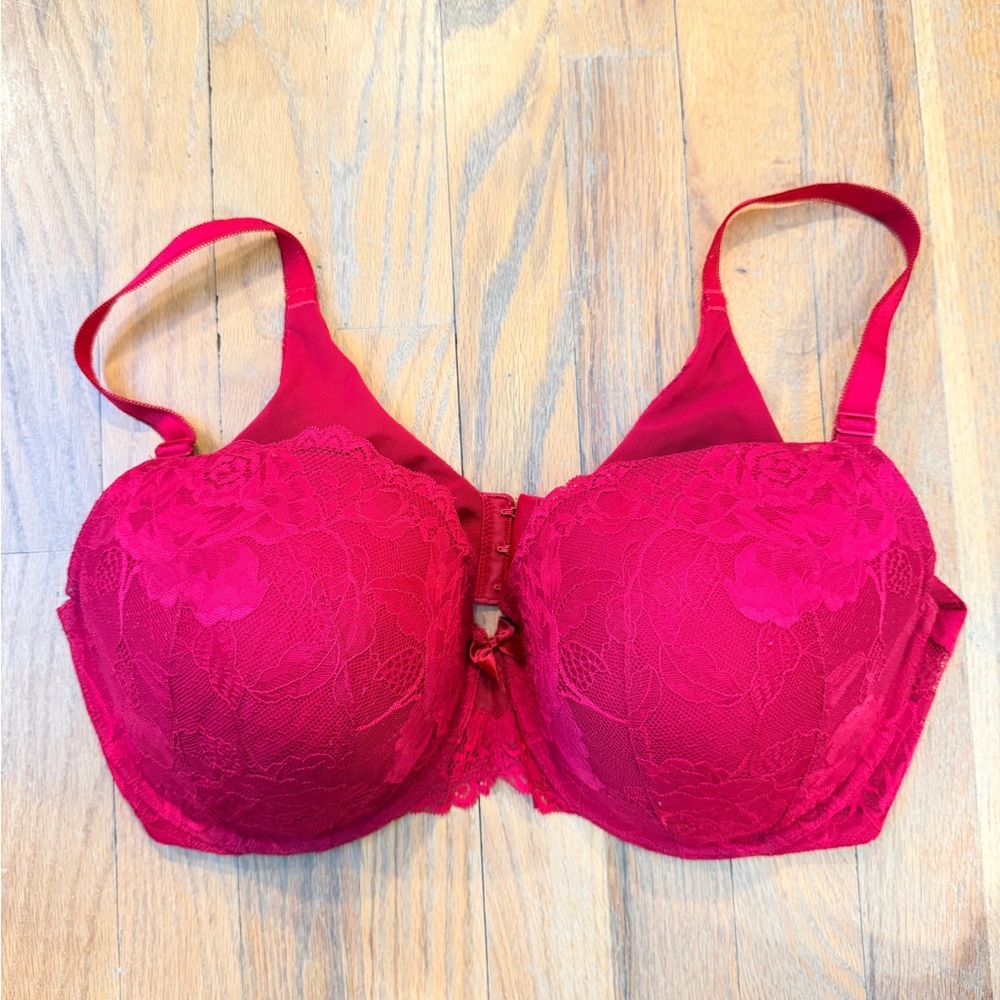 Torrid 40DD Red Lace Bra